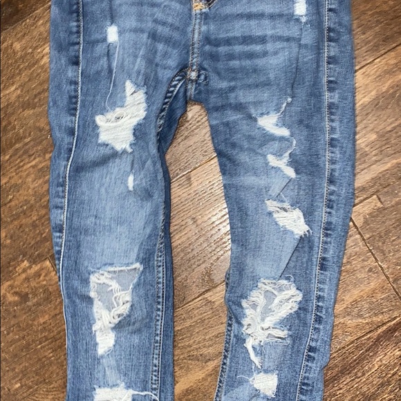 High-waisted Hollister ripped skinny jeans size 0 - Picture 4 of 4